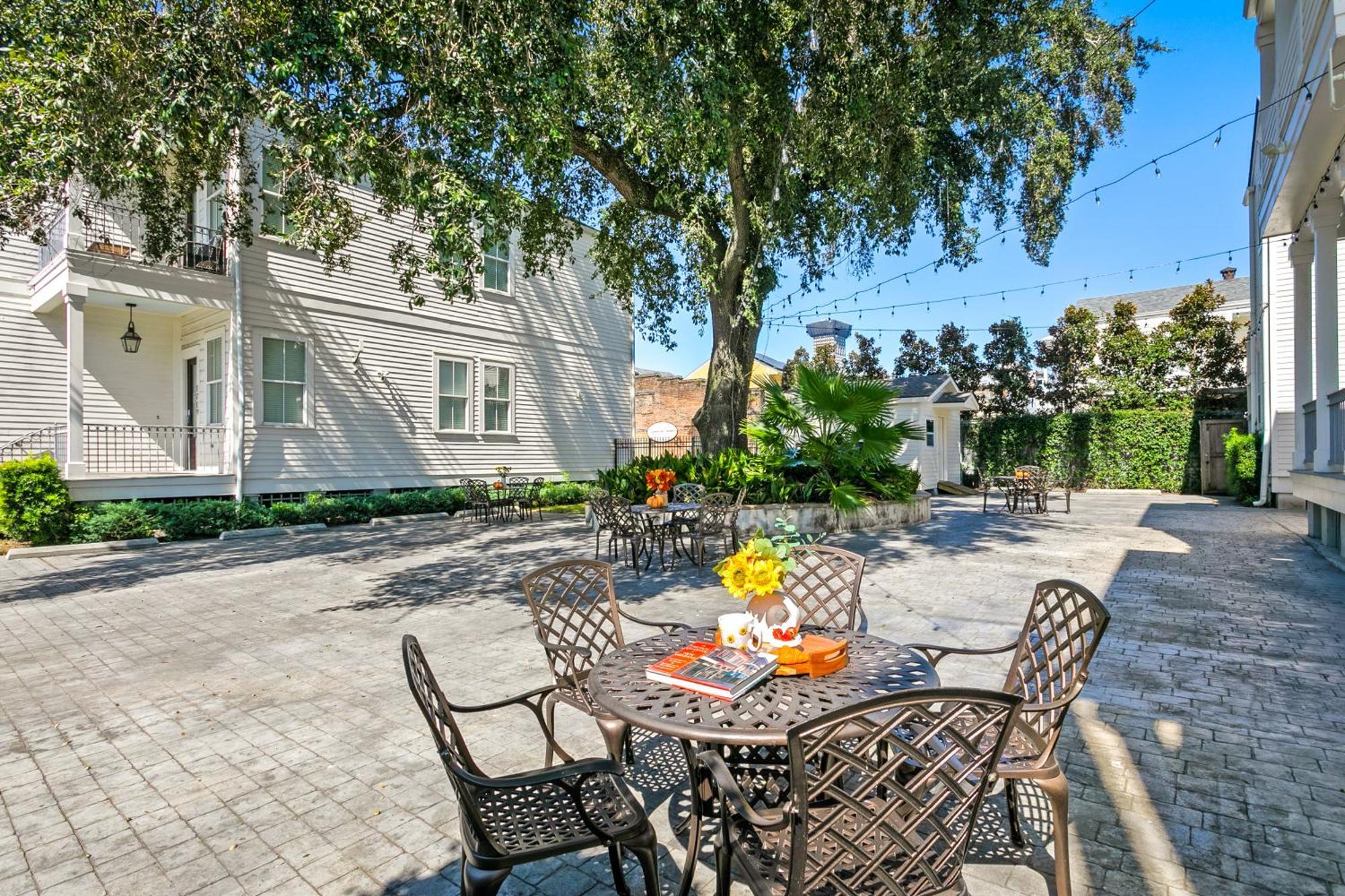 Modern 2Br On Carondelet By Hosteeva Apartment New Orleans Ngoại thất bức ảnh